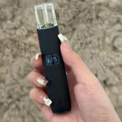 哩亞一代皮革主機