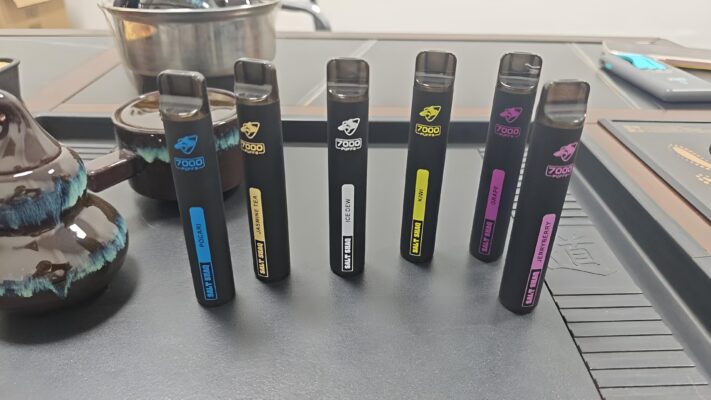 鯊克7000口拋棄式電子煙
